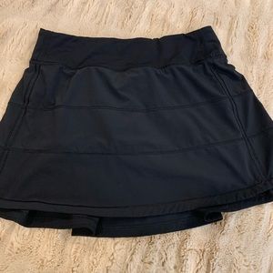 Lululemon pace rival skirt - size 4 (tall)